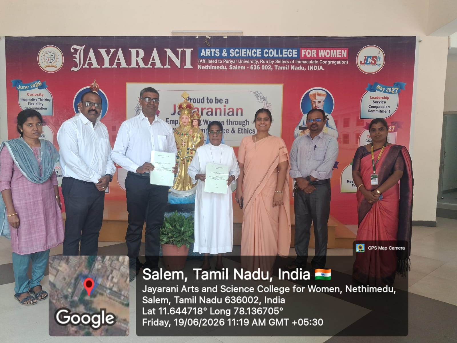 Another alt text